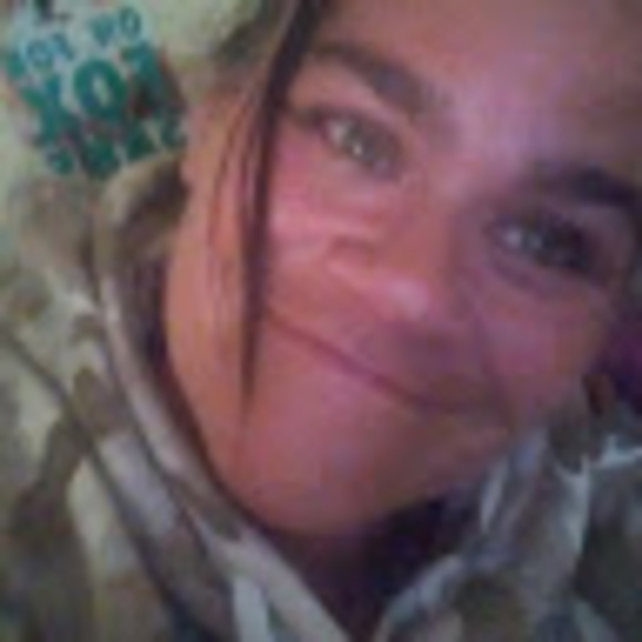 Meet your Posher, Justine - Picture 1 of 1